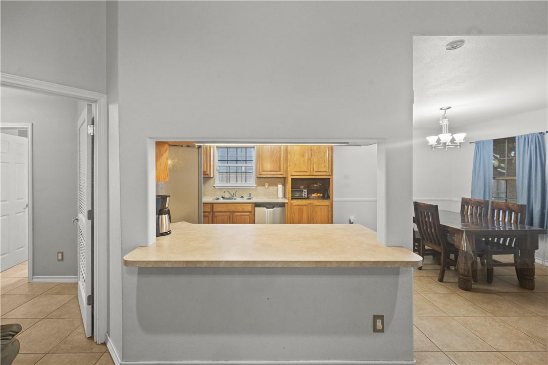 229 Wise Ave Property Photo 8