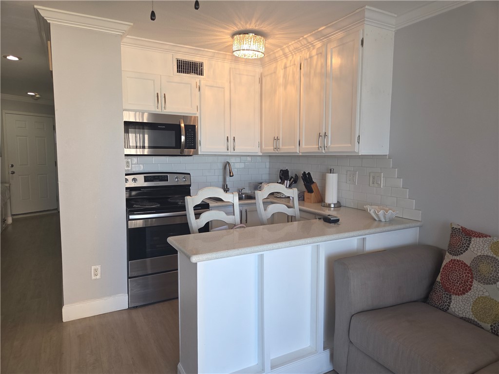 3938 Surfside Blvd 3325 Property Photo 2