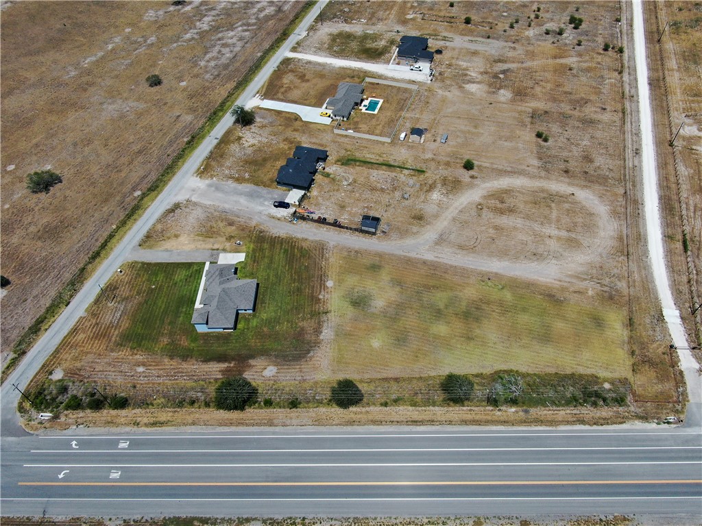 5536 County Road 101 Property Photo 24