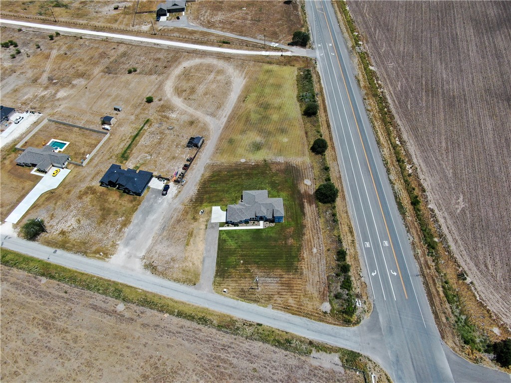 5536 County Road 101 Property Photo 25