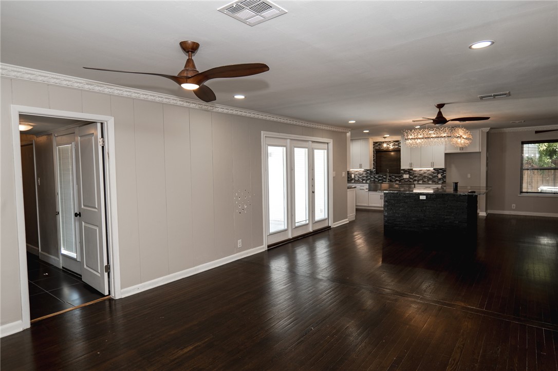 501 Bermuda Pl Property Photo 5