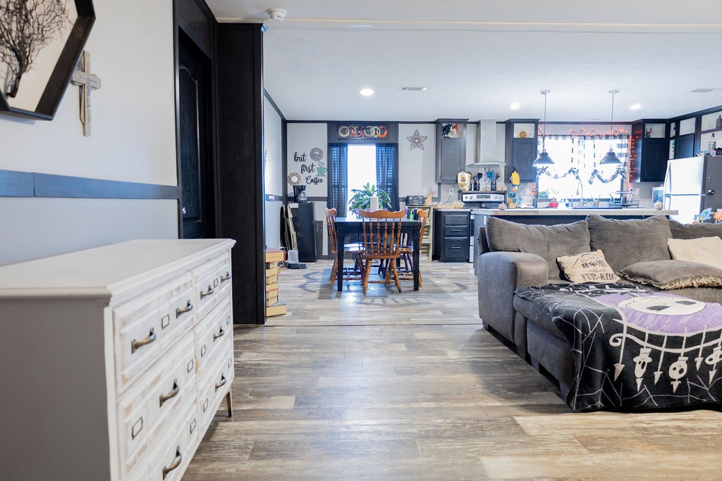 334 County Road 2391 Property Photo 15