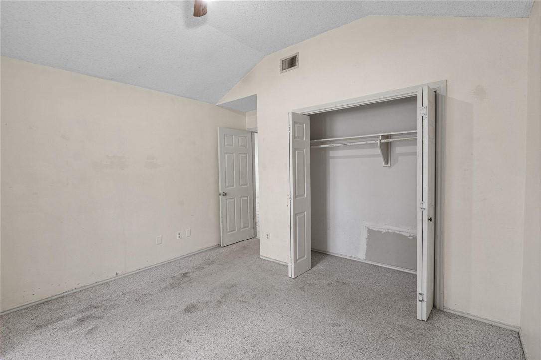 3930 Dunstain St Property Photo 12
