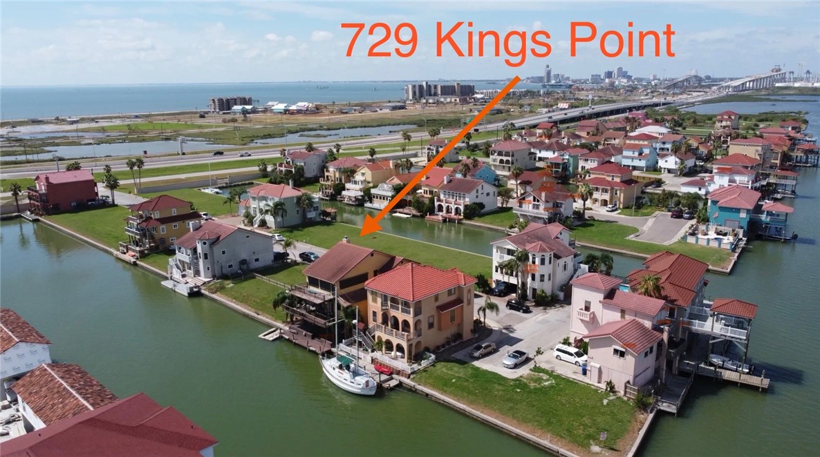 729 Kings Point Harbor Property Photo 1