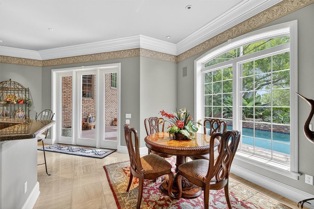 4811 Ocean Dr Property Photo 11