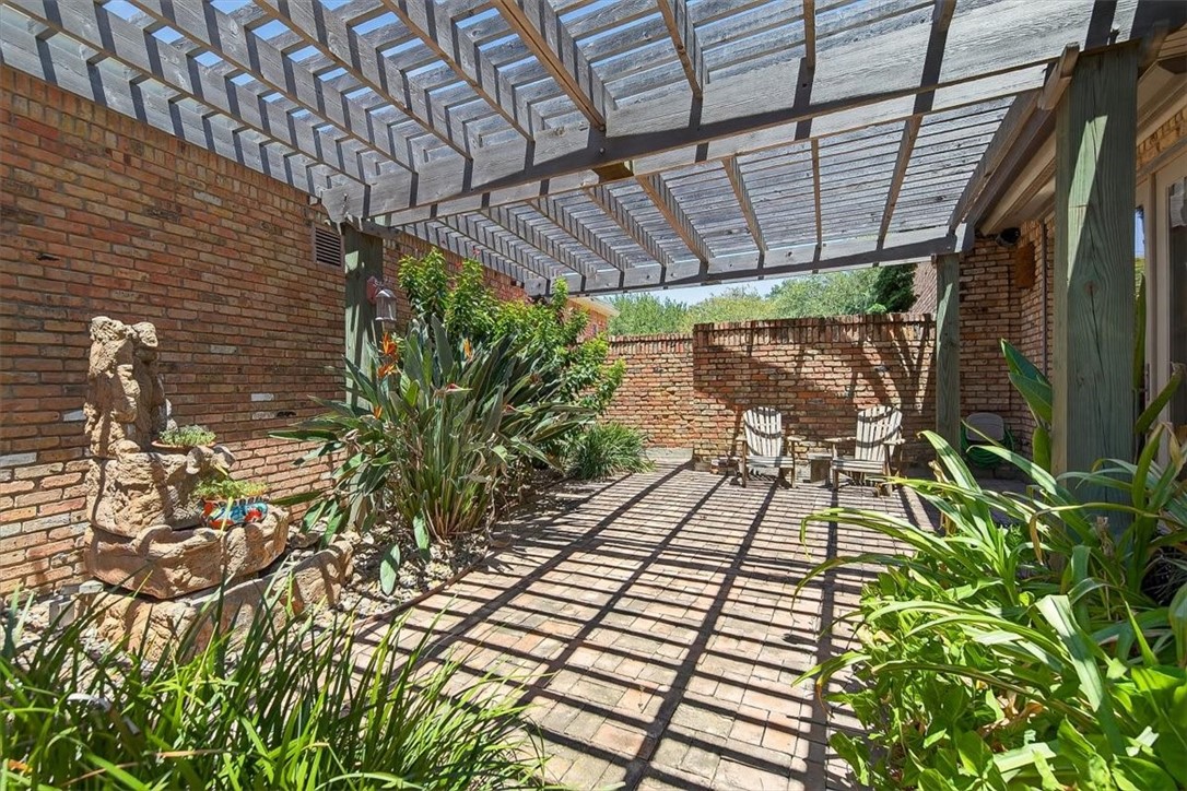 4811 Ocean Dr Property Photo 14