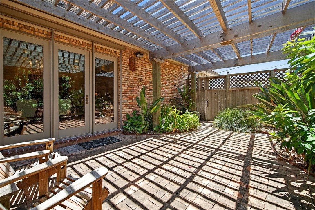 4811 Ocean Dr Property Photo 15