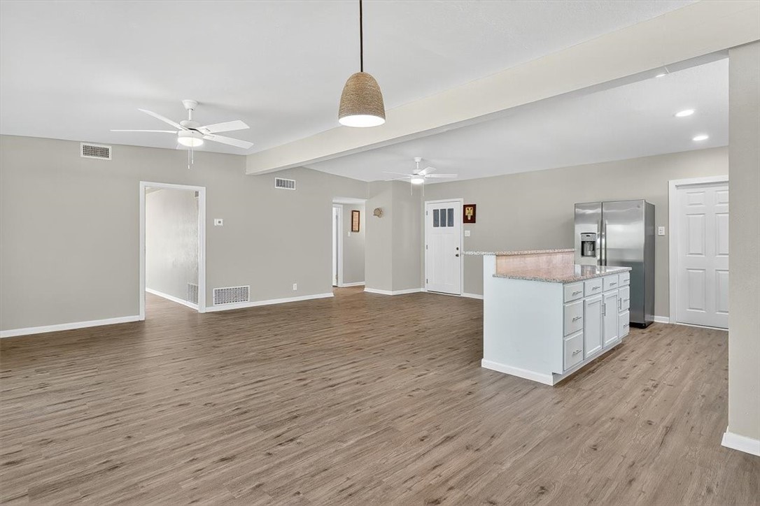 3231 Jamaica Dr Property Photo 7