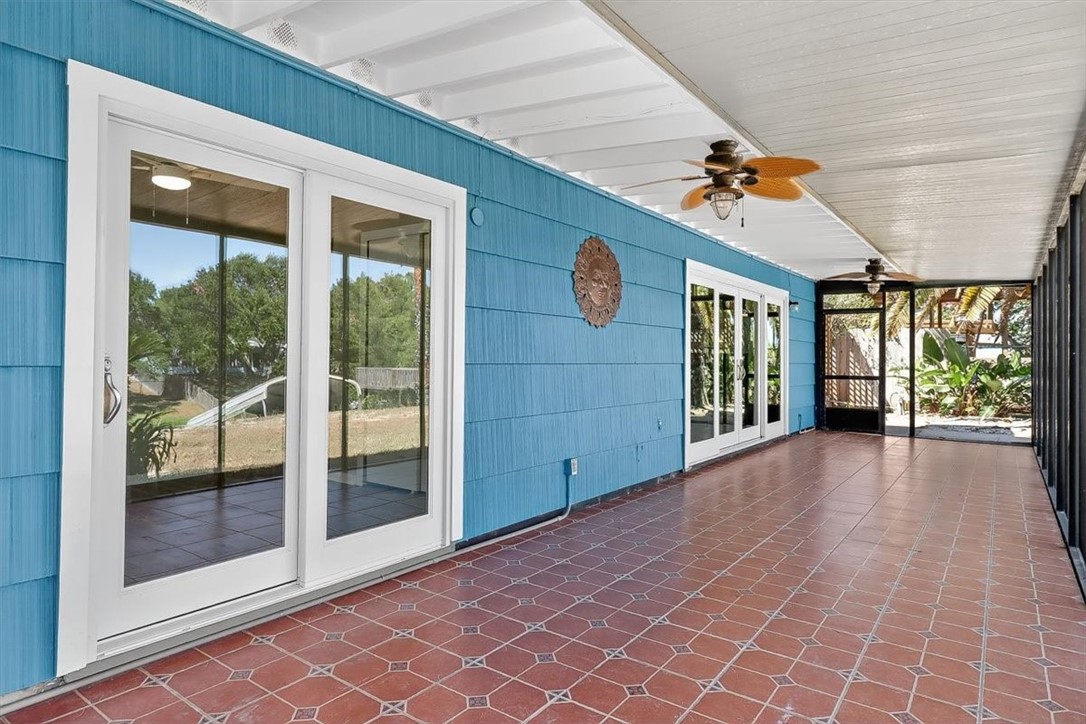 3231 Jamaica Dr Property Photo 22