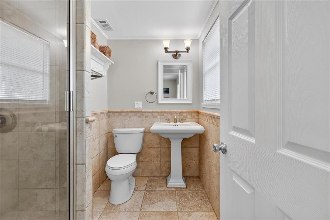 3231 Jamaica Dr Property Photo 29