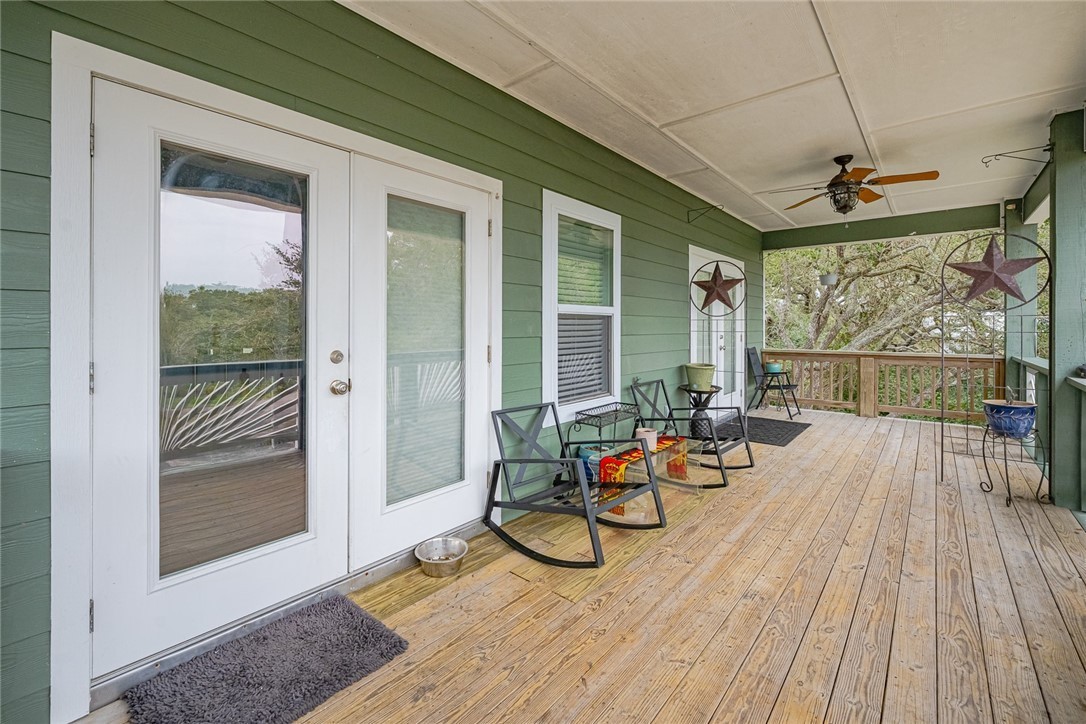 21 Bahama St S Property Photo 7