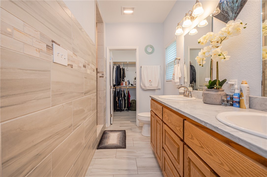 21 Bahama St S Property Photo 19