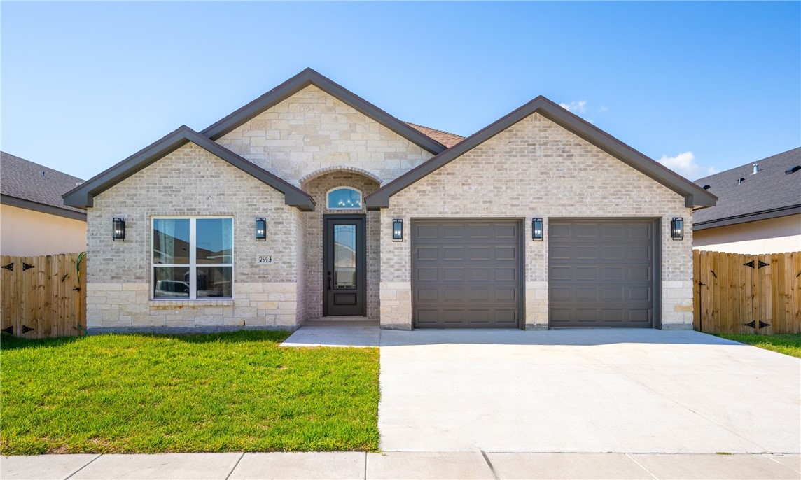 7913 Leylah Dr Property Photo 1