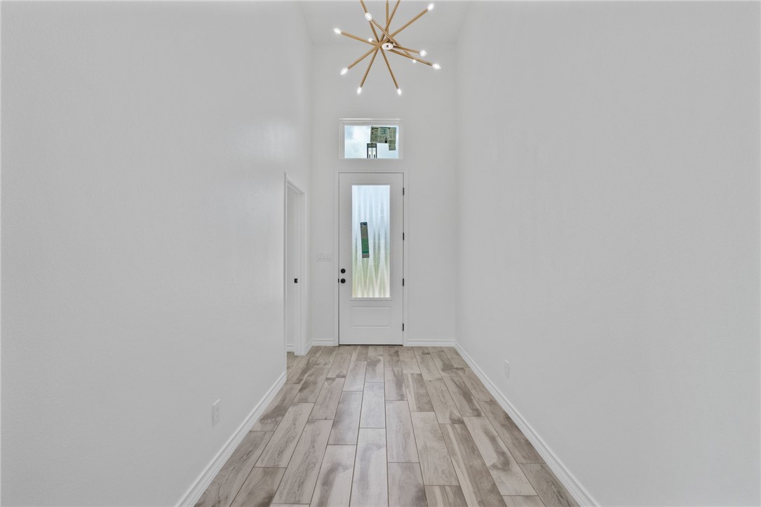 6722 La Salle Dr Property Photo 2