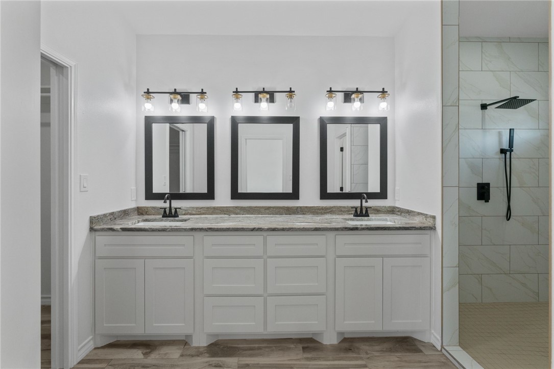 6722 La Salle Dr Property Photo 21