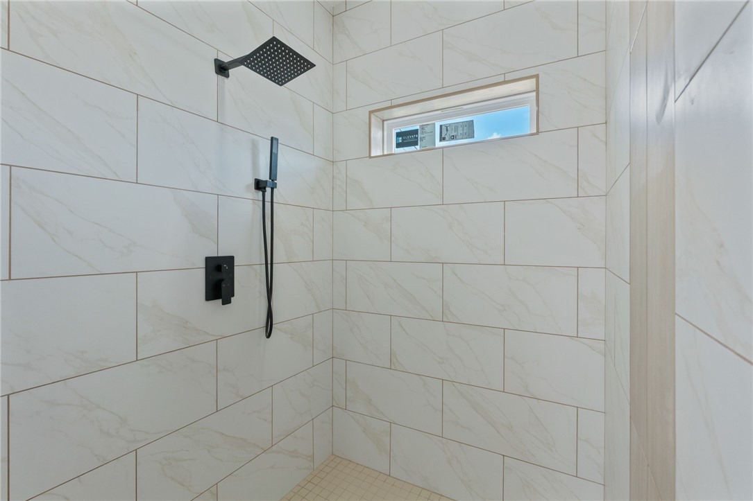 6722 La Salle Dr Property Photo 22