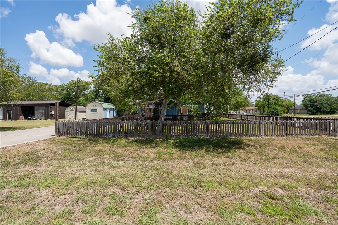 153 Avenue C Property Photo 2