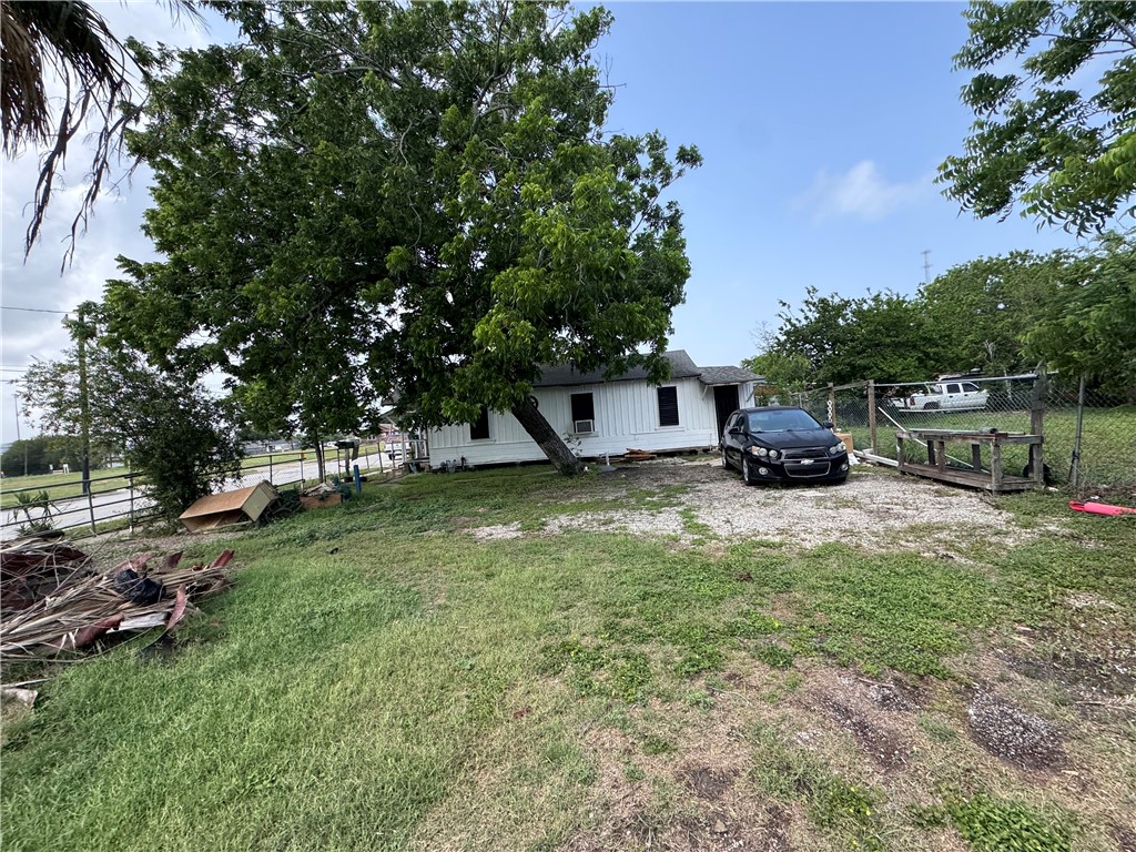 510 Josephine St Property Photo 5