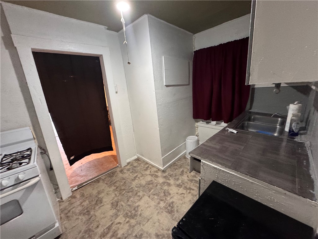 510 Josephine St Property Photo 9