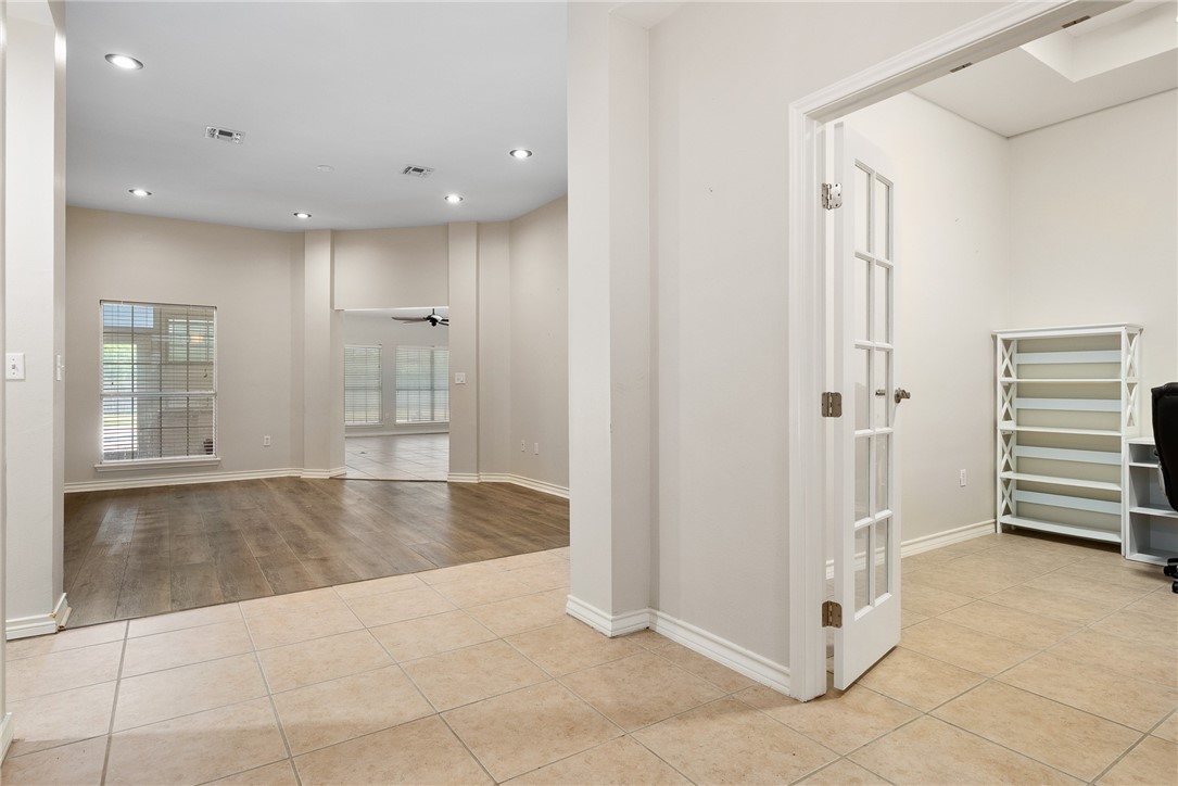 4778 Fm 2986 Property Photo 4