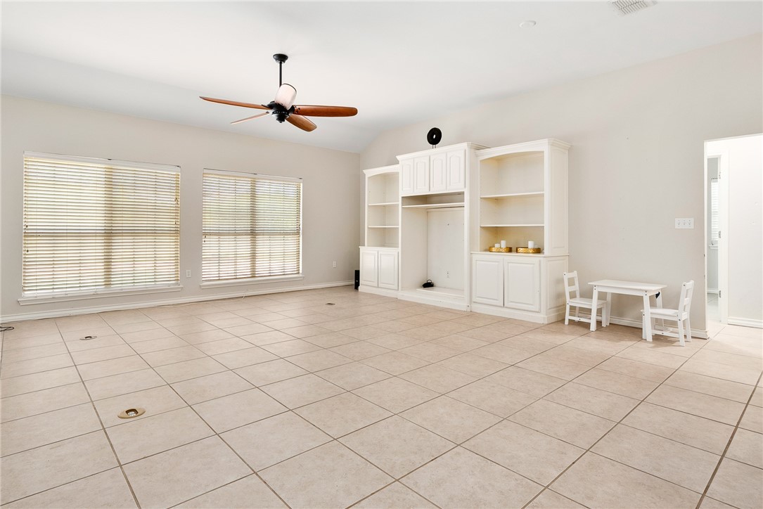 4778 Fm 2986 Property Photo 7