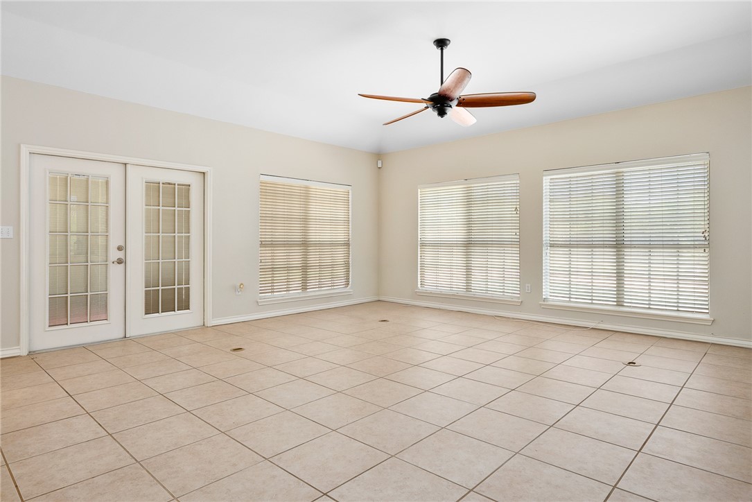 4778 Fm 2986 Property Photo 8