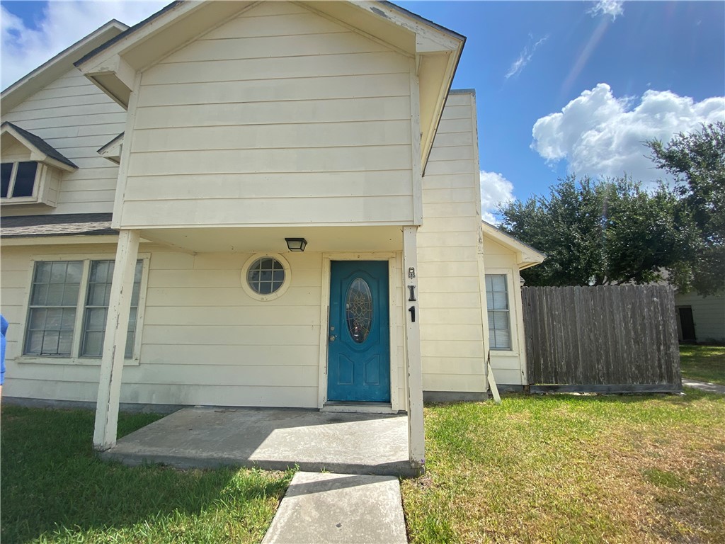 7202 Mansions Dr I2 Property Photo 1