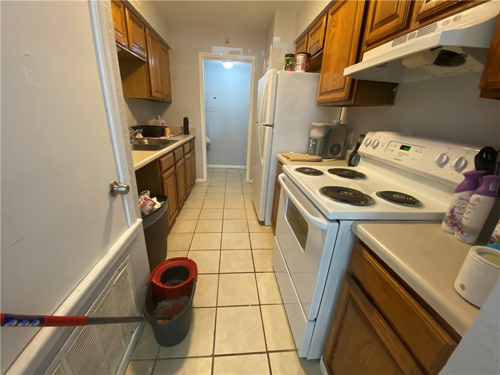 7202 Mansions Dr I2 Property Photo 4