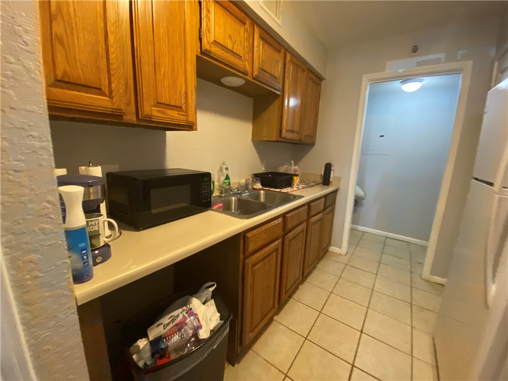 7202 Mansions Dr I2 Property Photo 5