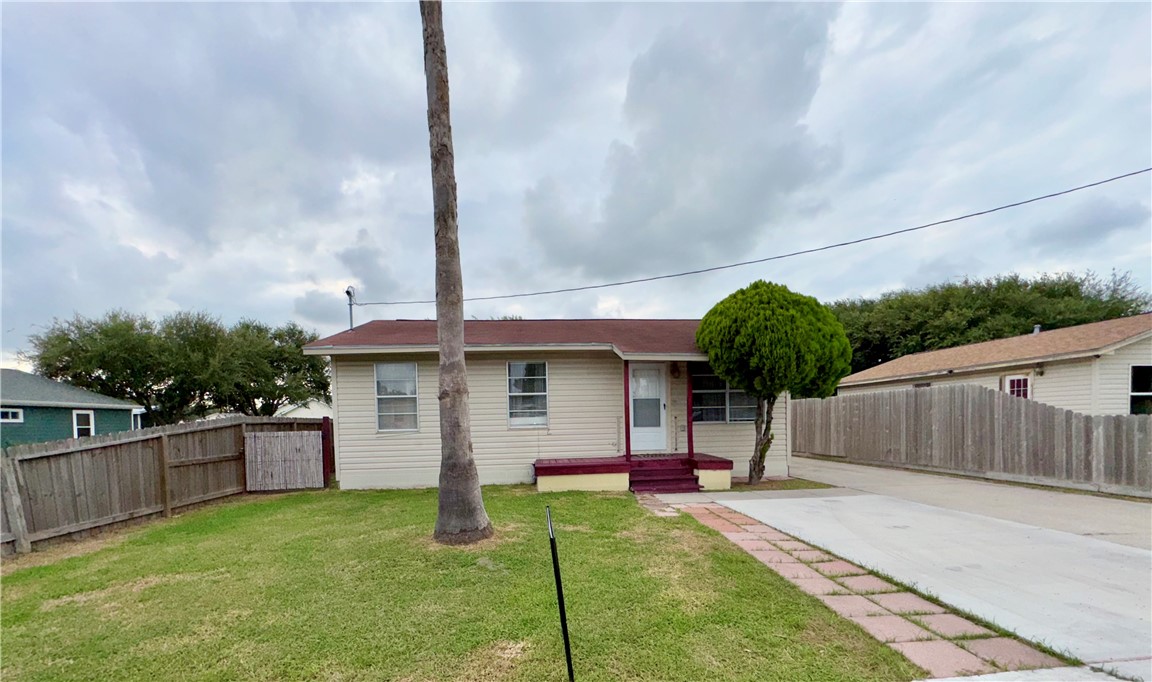 1934 Crestmont Property Photo 2