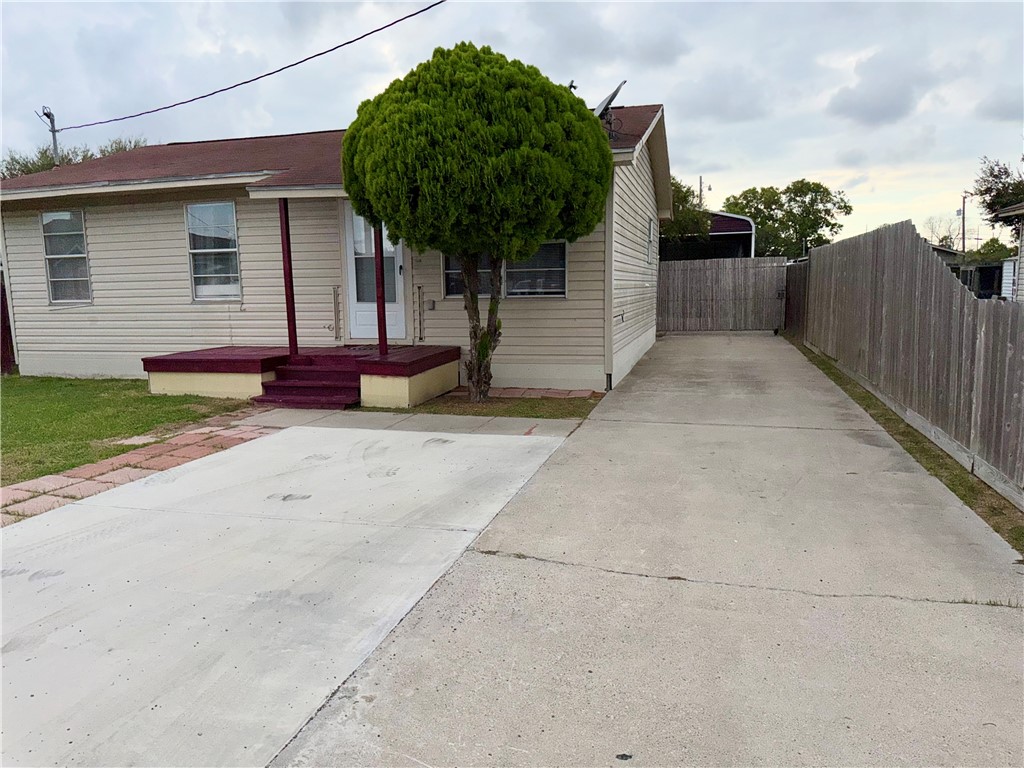 1934 Crestmont Property Photo 3