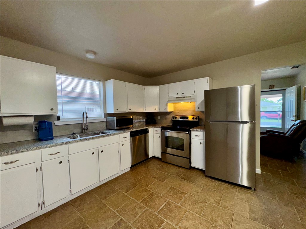 1934 Crestmont Property Photo 6