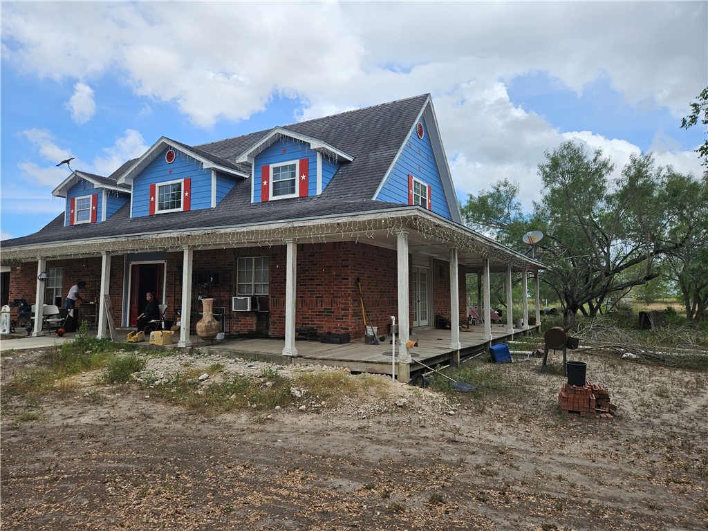 211 County Road 310 Property Photo 5