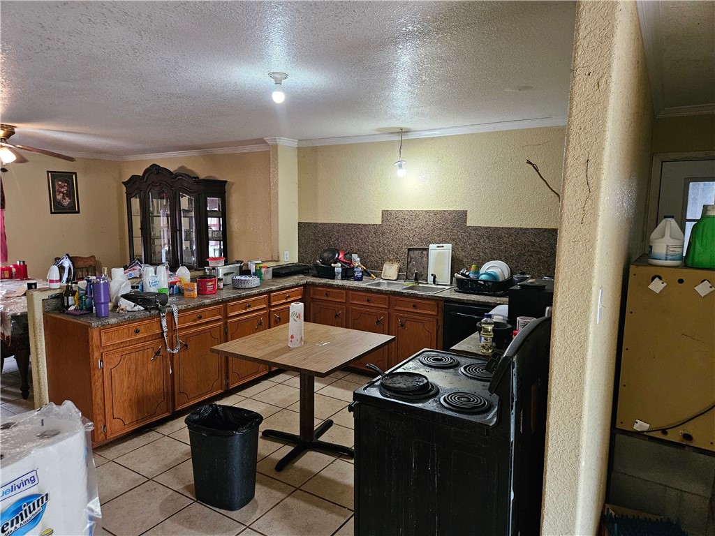 211 County Road 310 Property Photo 12