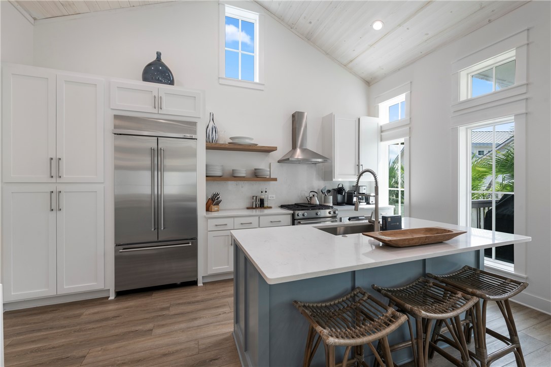 204 Round Road Property Photo 3