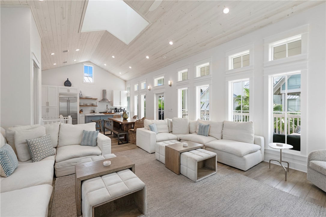 204 Round Road Property Photo 5