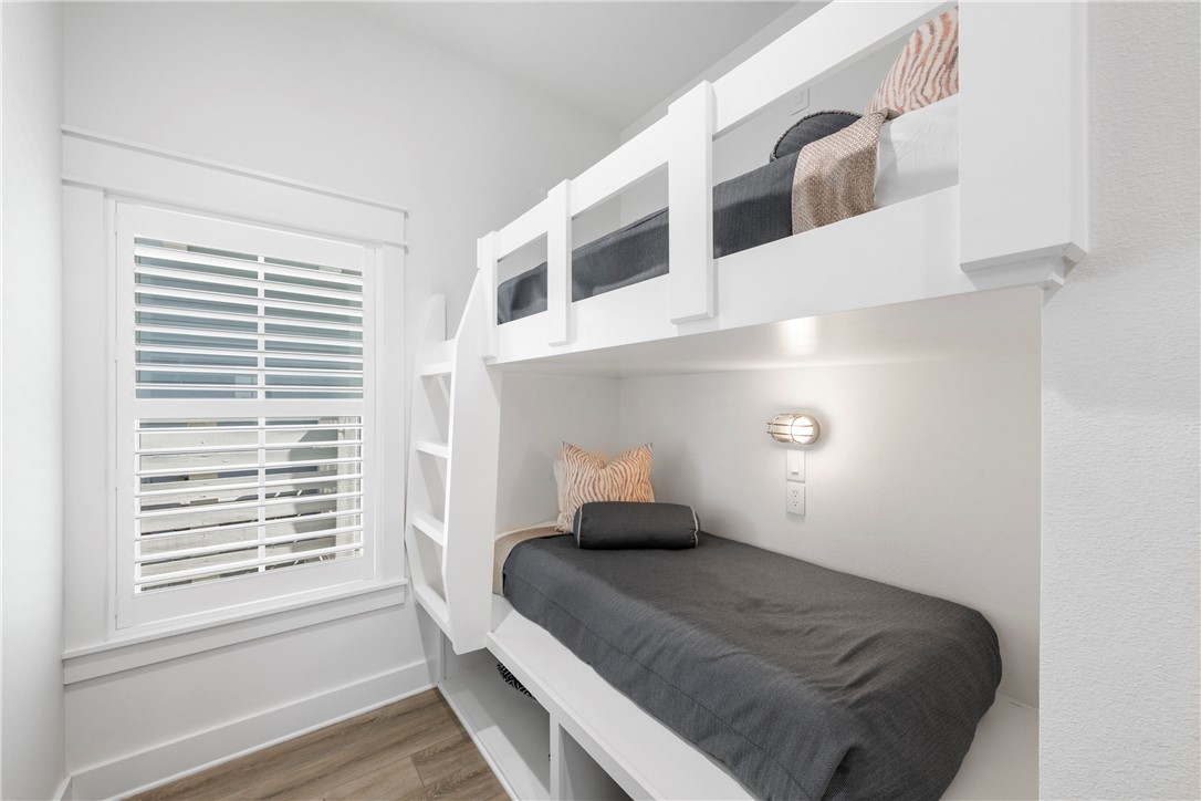 204 Round Road Property Photo 10