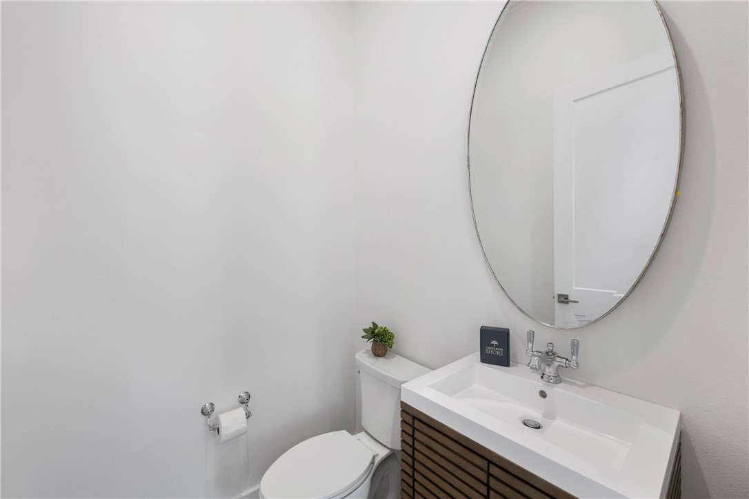 204 Round Road Property Photo 20