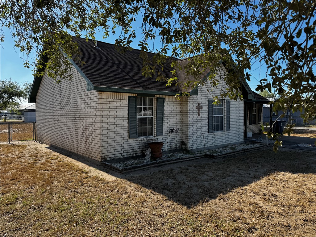 1800 Hackberry St Property Photo 1
