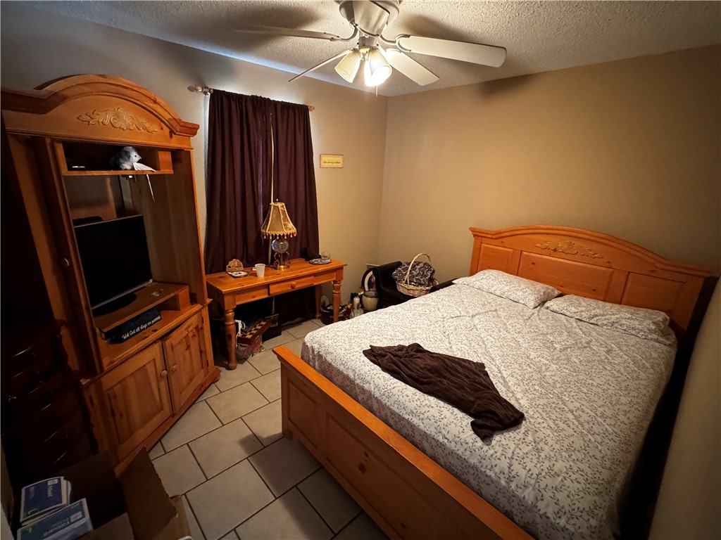 1800 Hackberry St Property Photo 10