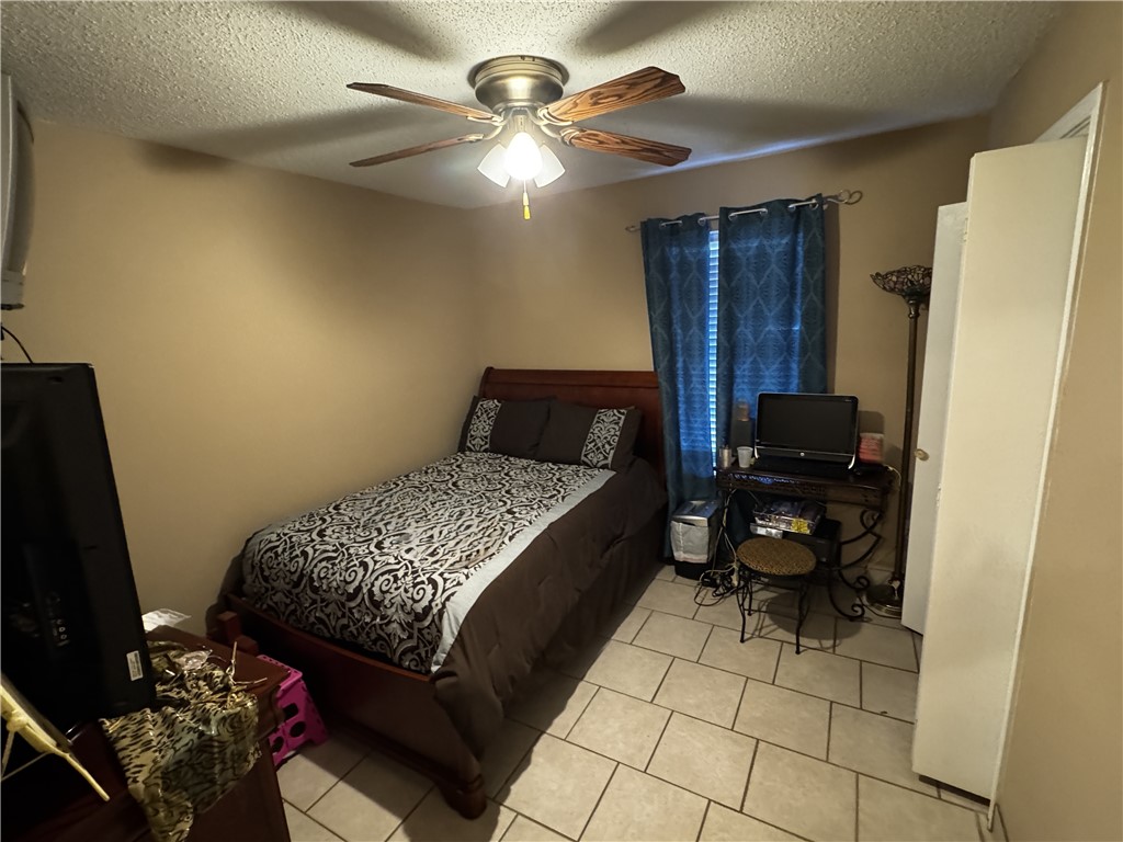 1800 Hackberry St Property Photo 11