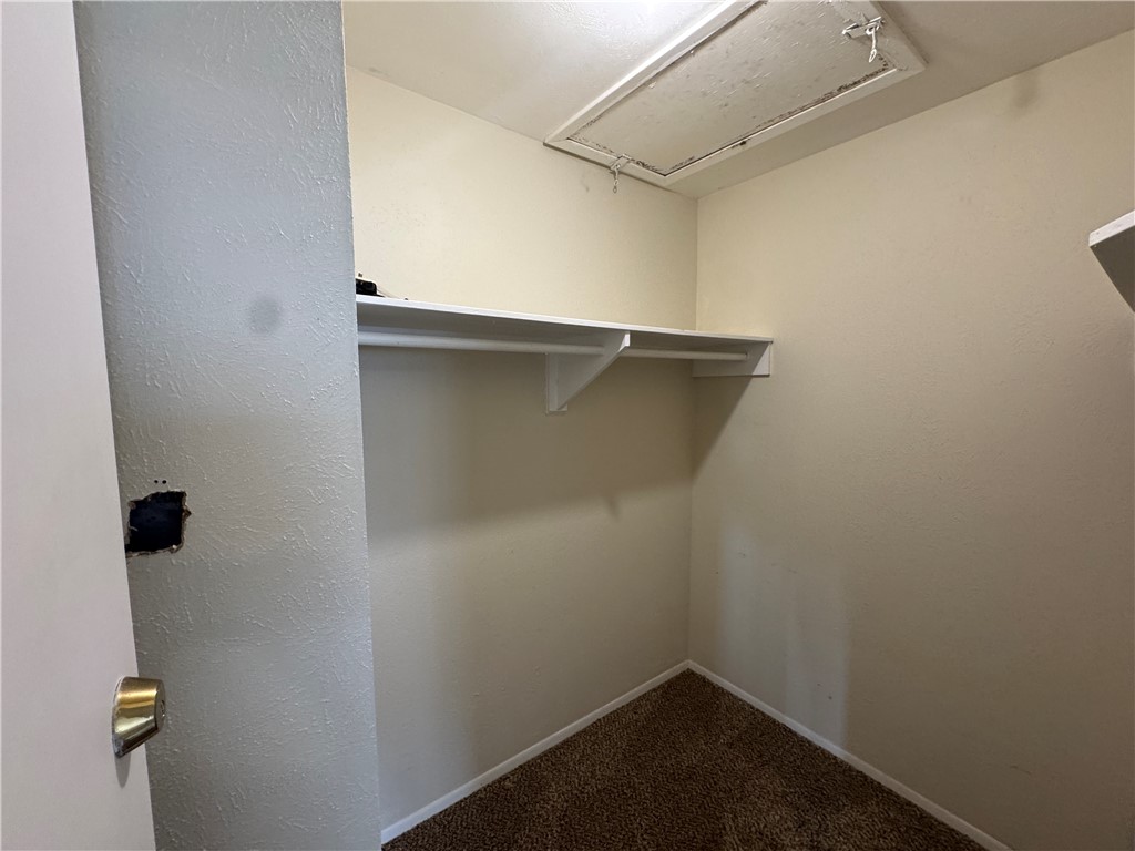 1915 Hidden Way Property Photo 10