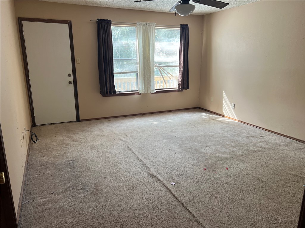 4401 River Valley Dr 206 Property Photo 5