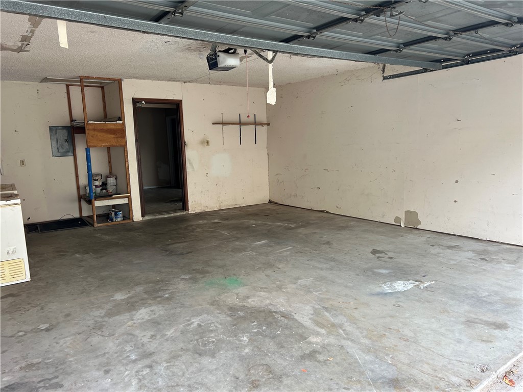 4401 River Valley Dr 206 Property Photo 28