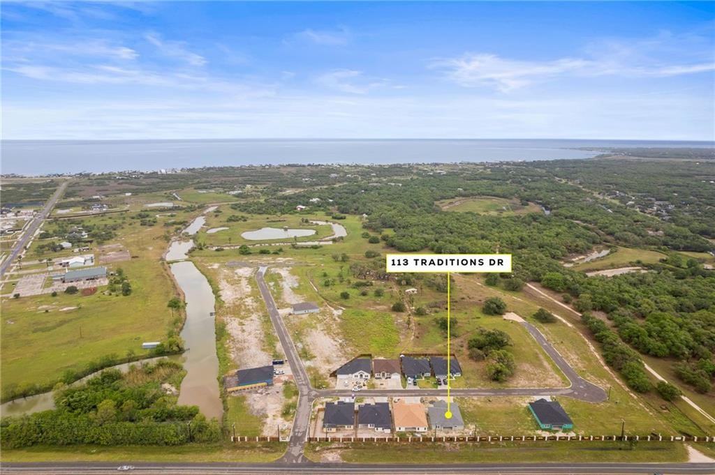 113 Traditions Dr Property Photo 3