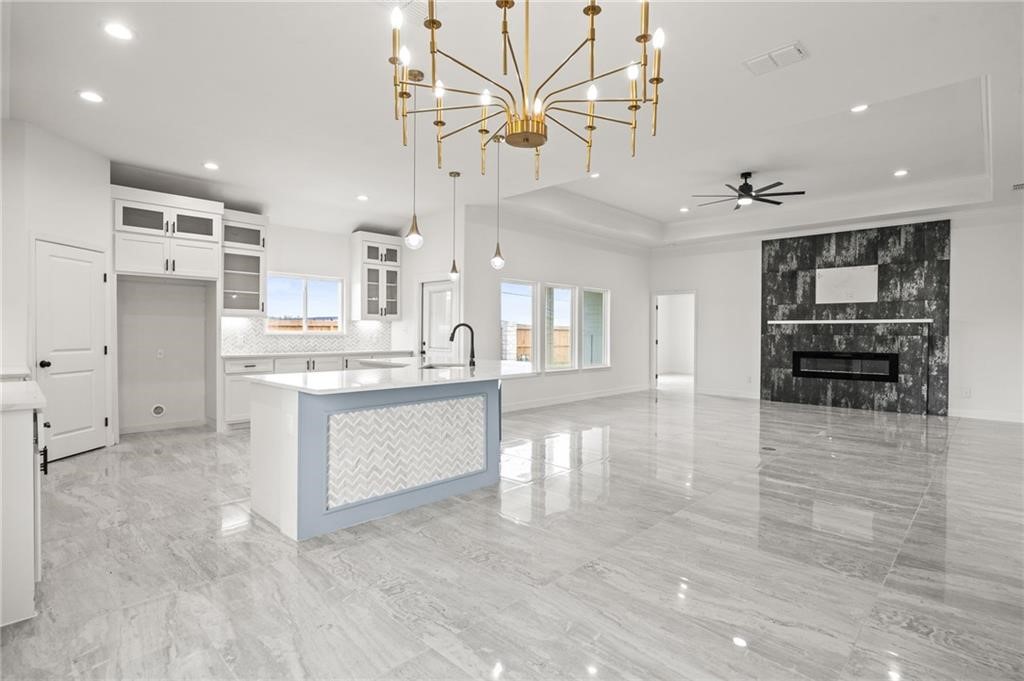 113 Traditions Dr Property Photo 4