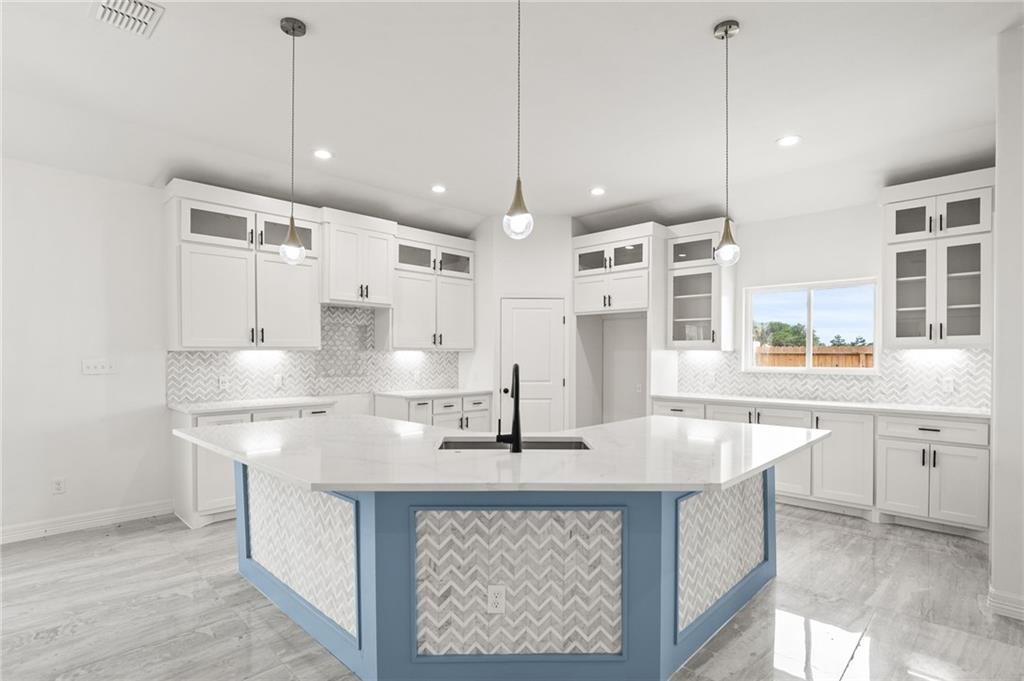 113 Traditions Dr Property Photo 7