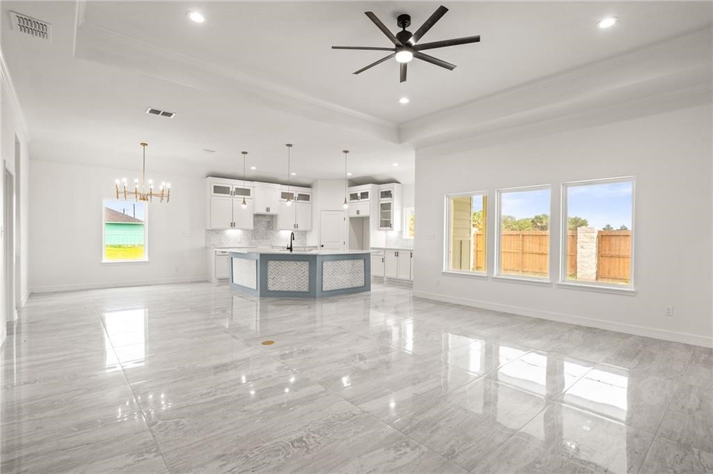 113 Traditions Dr Property Photo 8