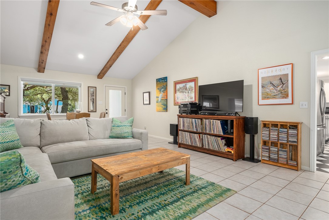 23 S Lake Dr Property Photo 10