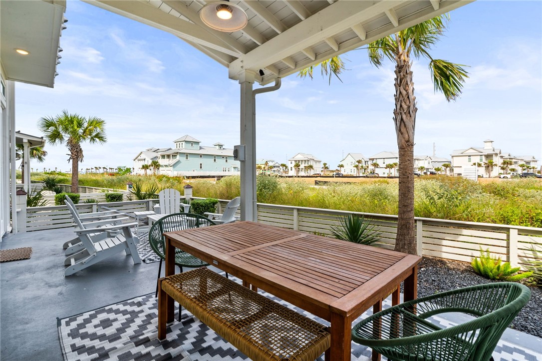 673 Center Square South 9 Property Photo 4